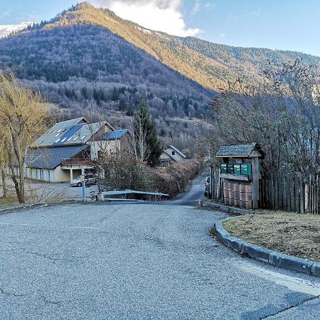 Chalet De L'Oisans Allemont Exterior photo